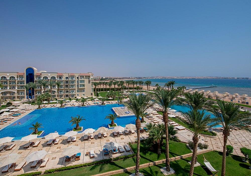 Premier Le Reve Hotel & Spa (Adults Only) Hurghada Exterior photo Hilton Sharm El Sheikh Resort